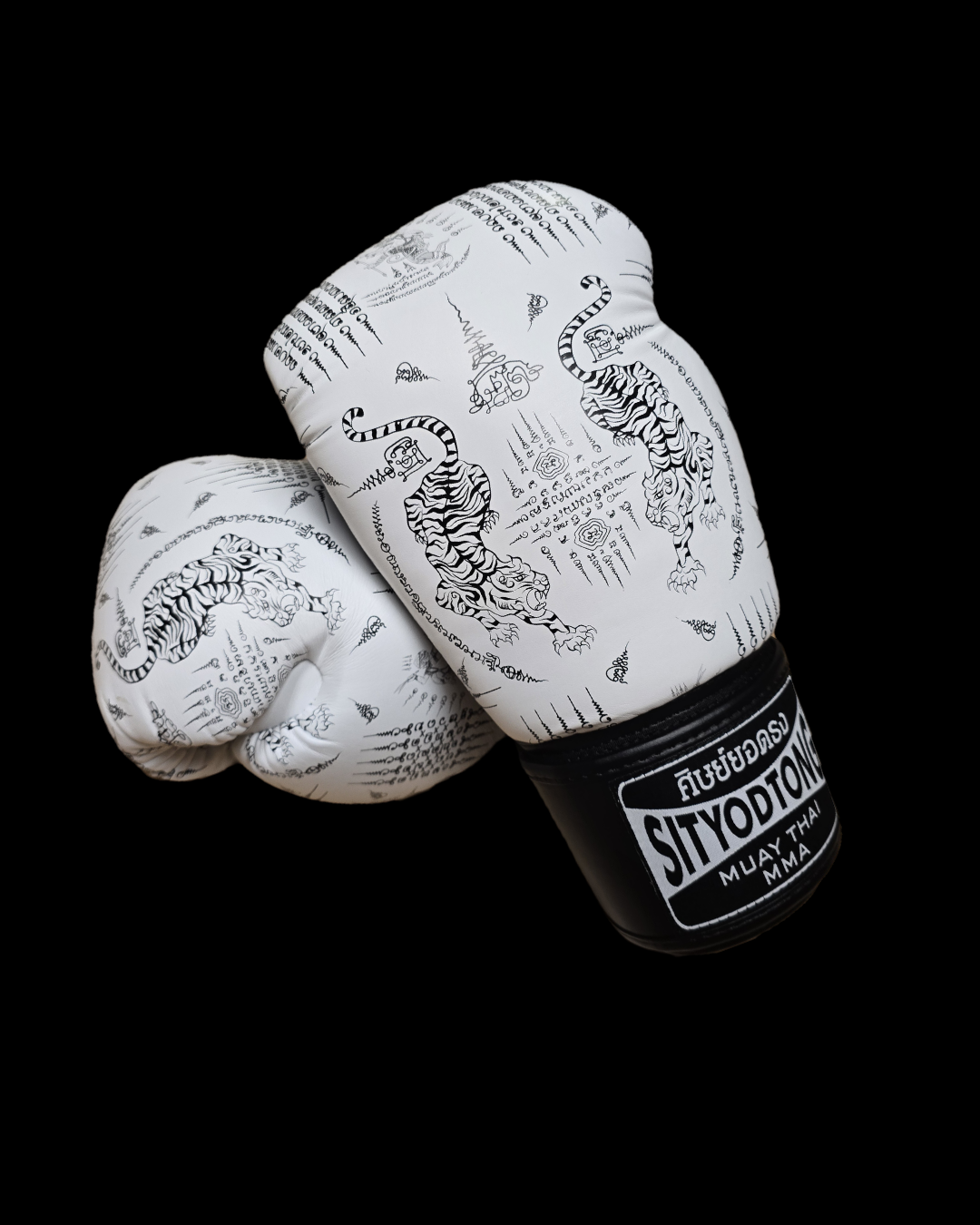 Sakyan Gloves - 16 Oz Leather Thai Boxing Gloves (Tattoo Design)